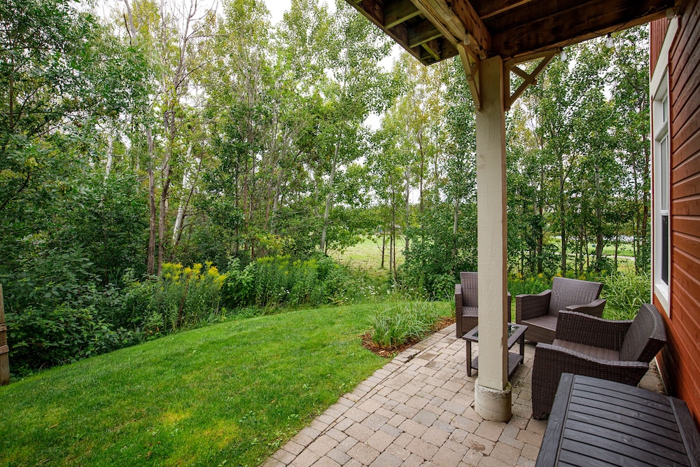 Rivergrass Condos