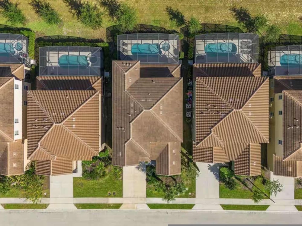 Super Comfy- 7BD 5 5BA Sleep s 22 w Amenities
