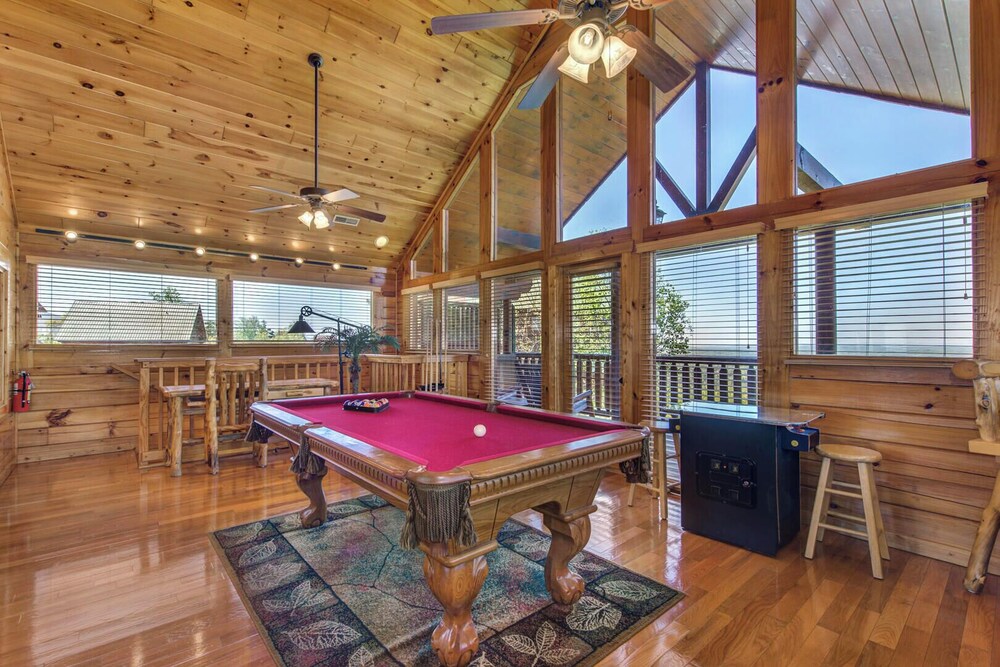 A Smoky Mountain Hide-a-way