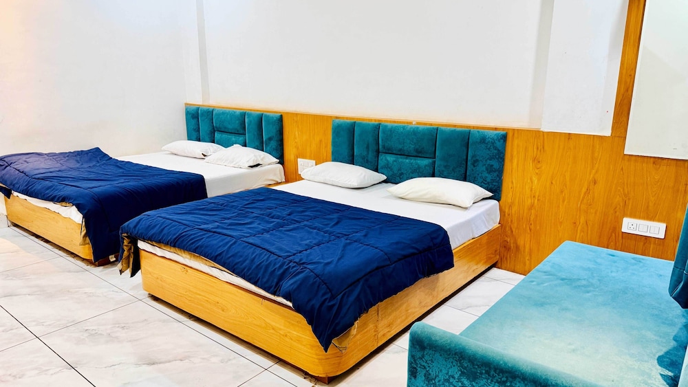 Hotel Raj Inn