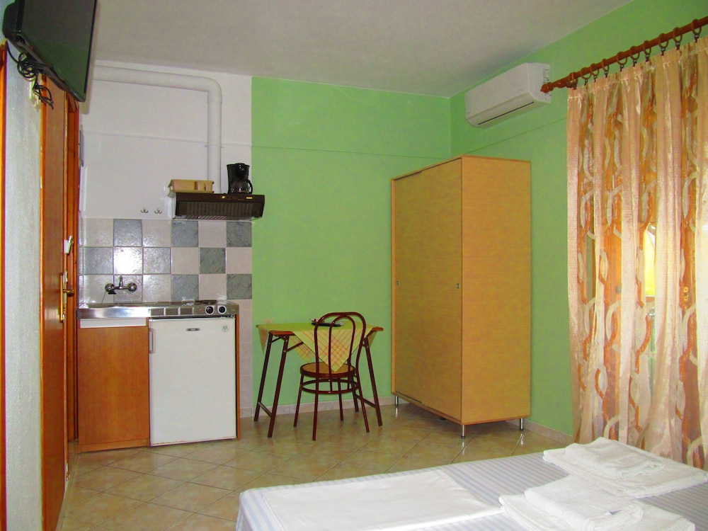 Photo 7