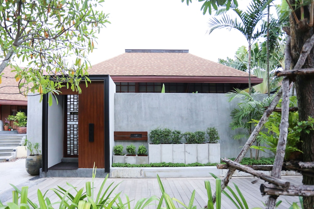 Pavilion Samui Pool Residence