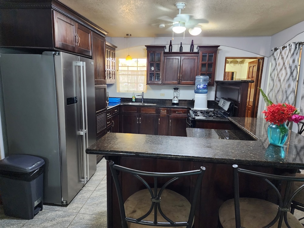 Caribbean Shores Bed & Breakfast