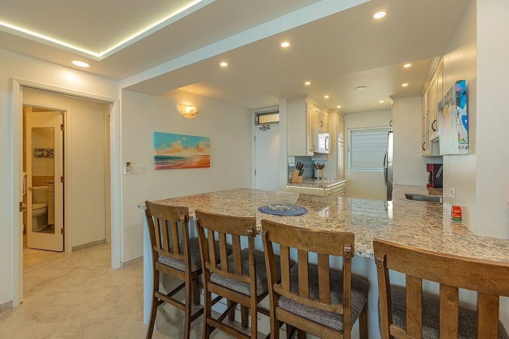 Royal Mauian 411 2 Bedroom Condo