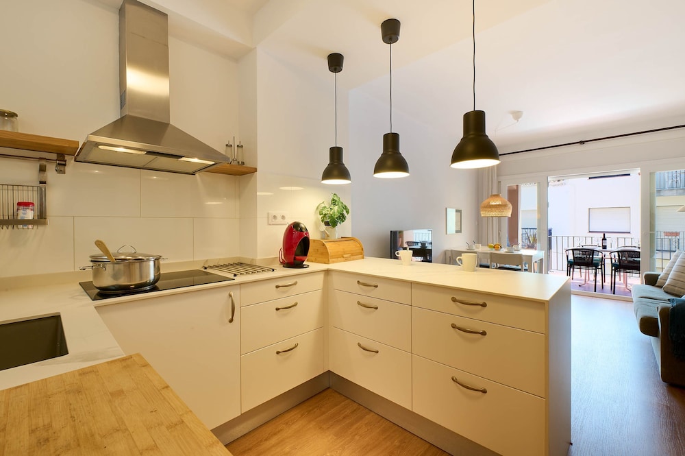 Llevant in Llafranc With 3 Bedrooms and 2 Bathrooms