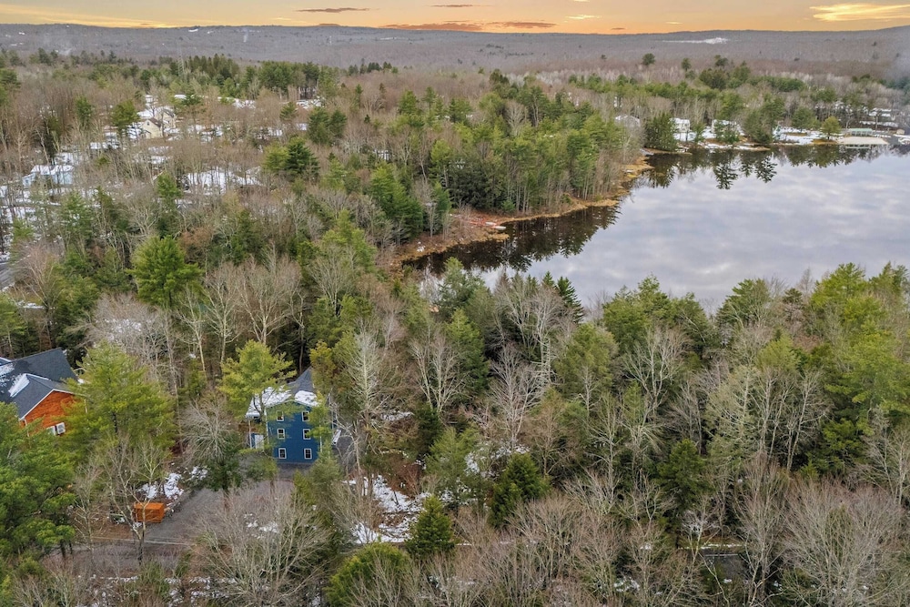 Lakeview Sunset Heaven Waterfront Escape + Private Dock Firepit + Game Room New Construction