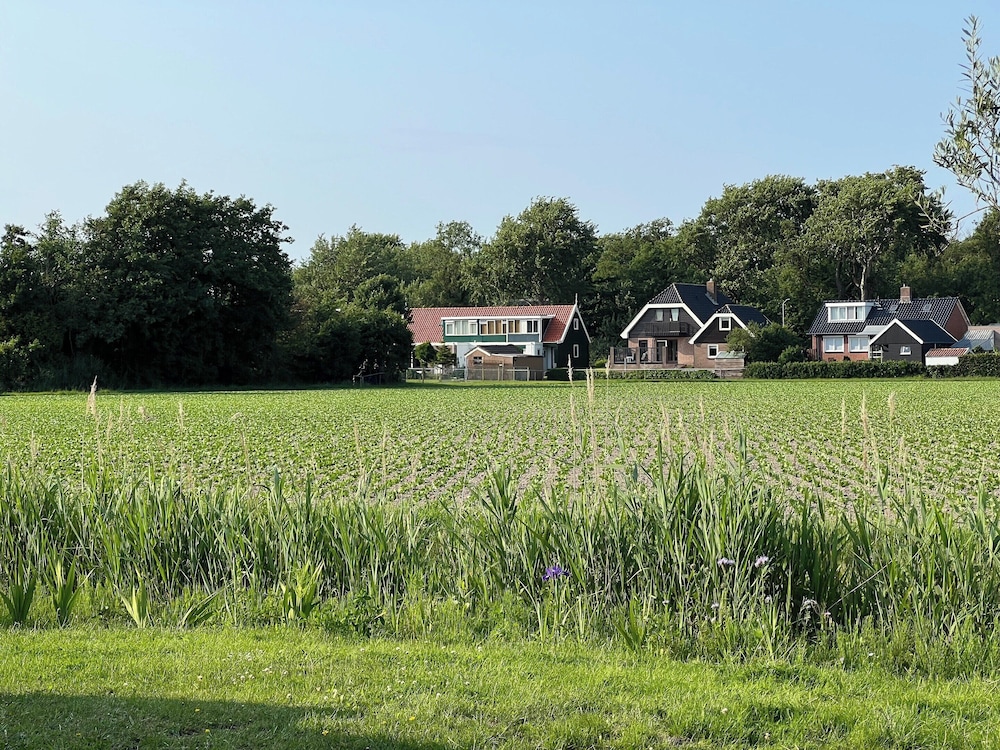 Countryside View Bungalow Near Dunes