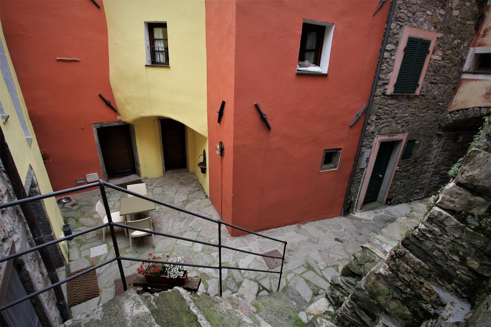 Borgo di Codeglia