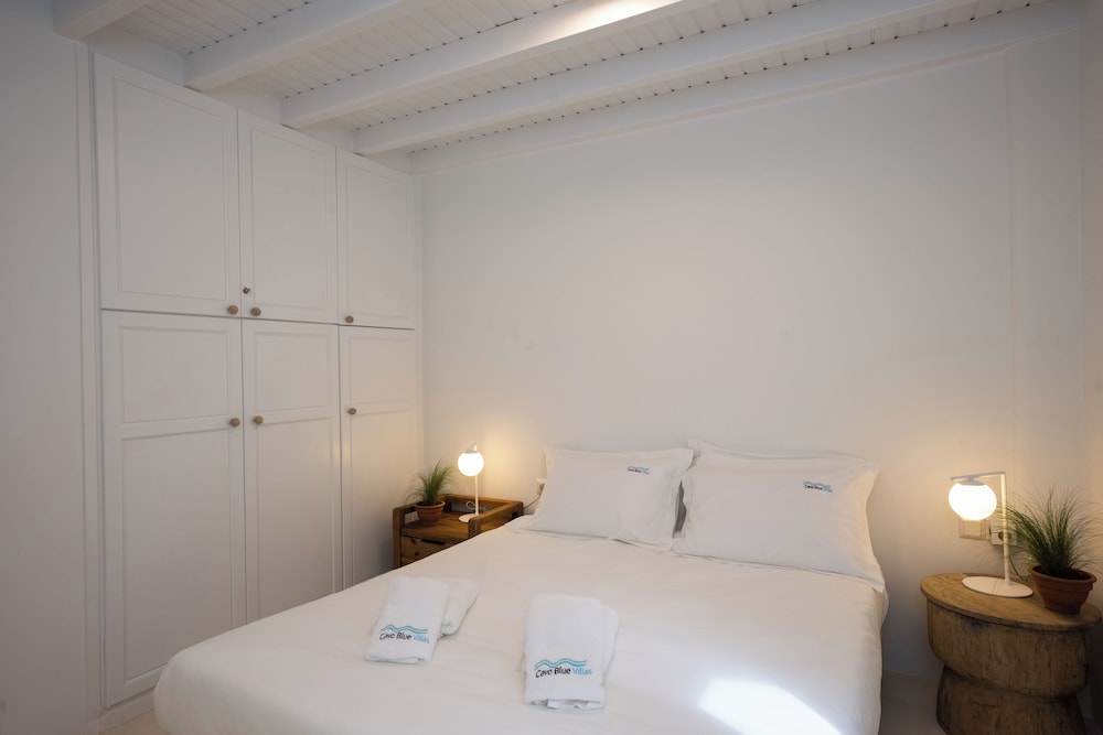 CAVO BLUE VILLAS