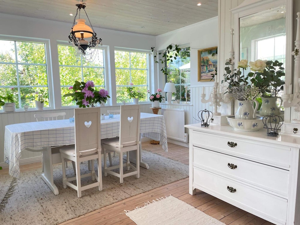 5 Star Holiday Home in Mellbystrand