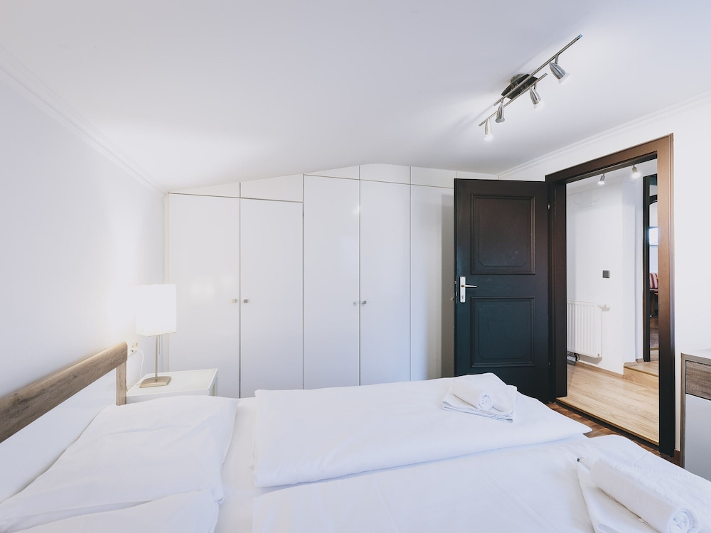 Areit Apartments - Top 3