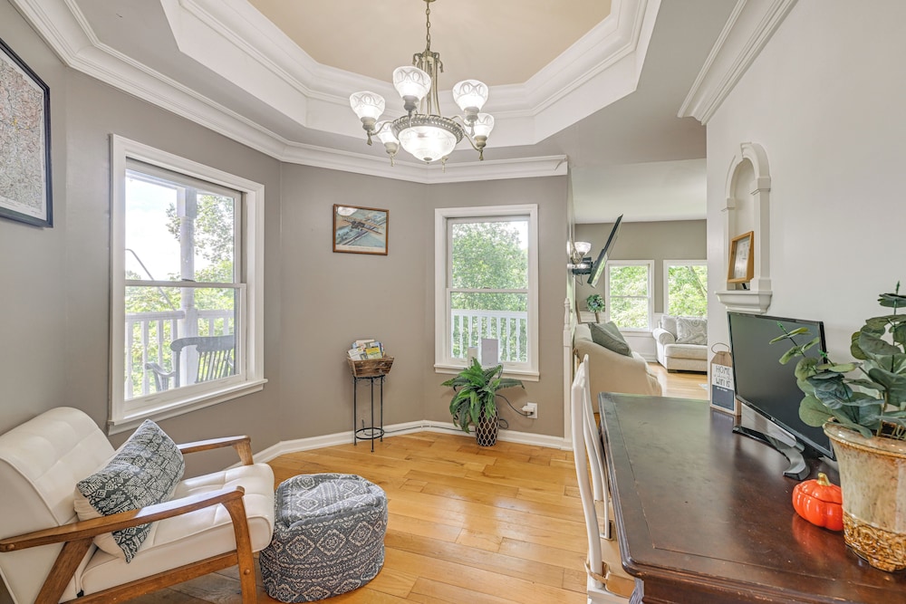 5-story Group Getaway w/ Game Room in Franklin!