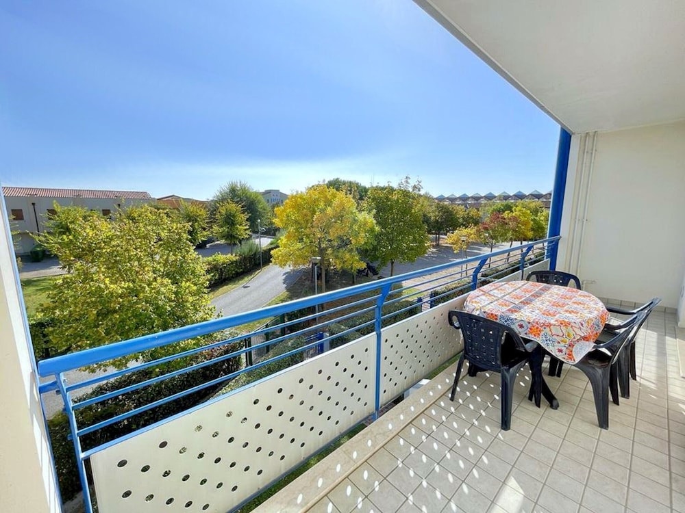 Relaxing Coastal Stay in Lido Altanea