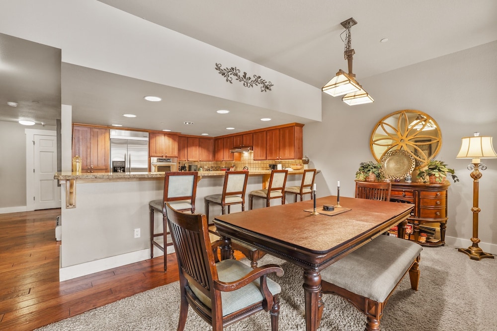 Spacious Elegance-Kirkwood-Timber Ridge 3 Bedroom 3 Residence