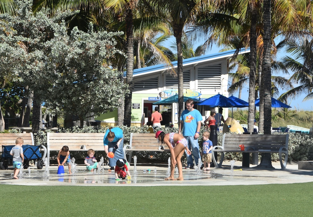 Bahama Beach Club of Pompano