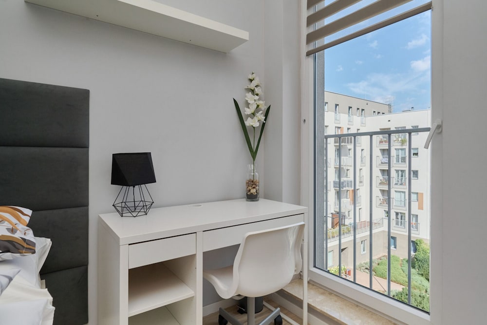 Apartment Zakladowa by Renters view 3