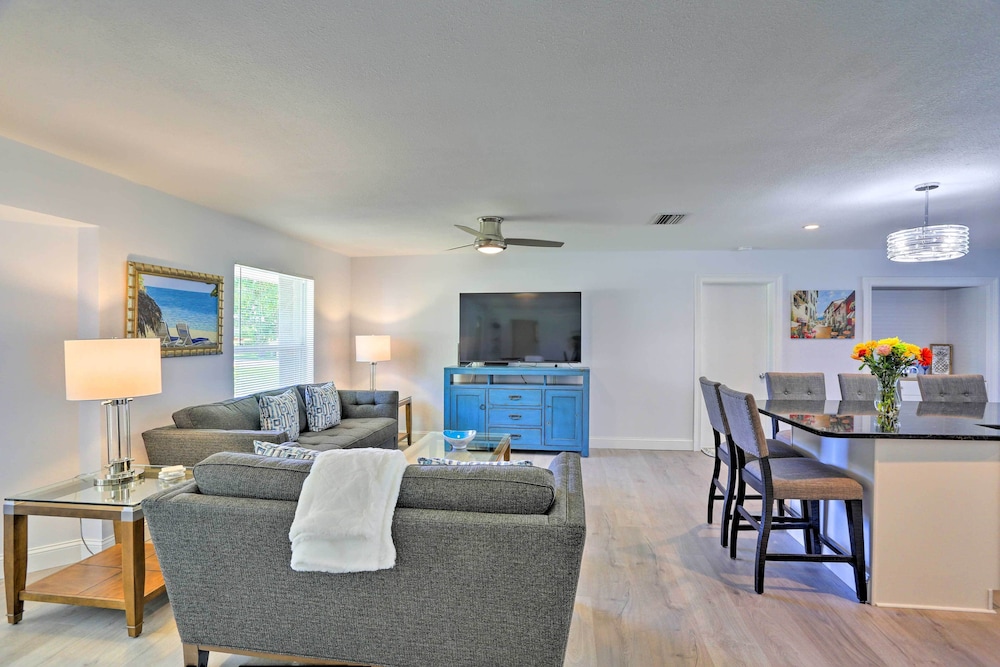 Cape Coral Home w/ Lavish Patio Private Pool! - Property Image 16