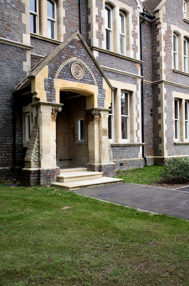 Sherborne House