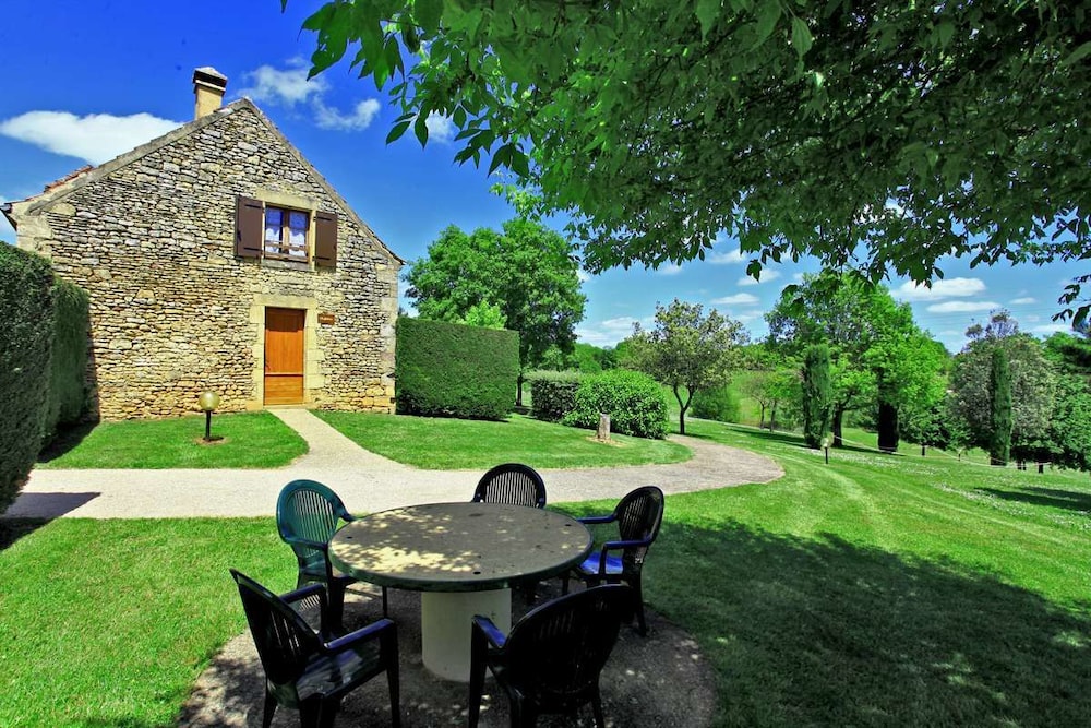 Combas Village De Gites