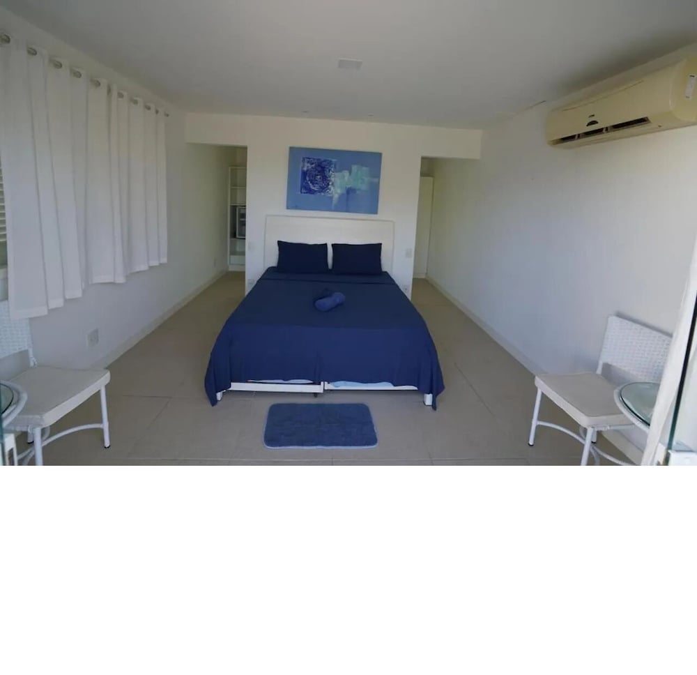 Jolly Praia de Tucuns e Hospedagem