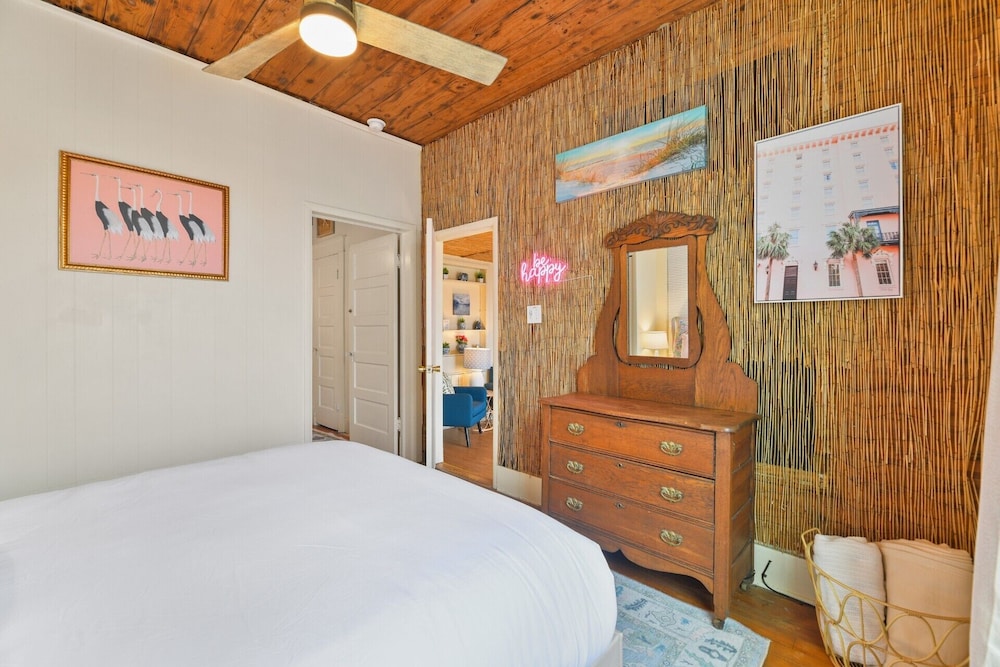 The Grand on Ave O by Ryson Vacation Rentals