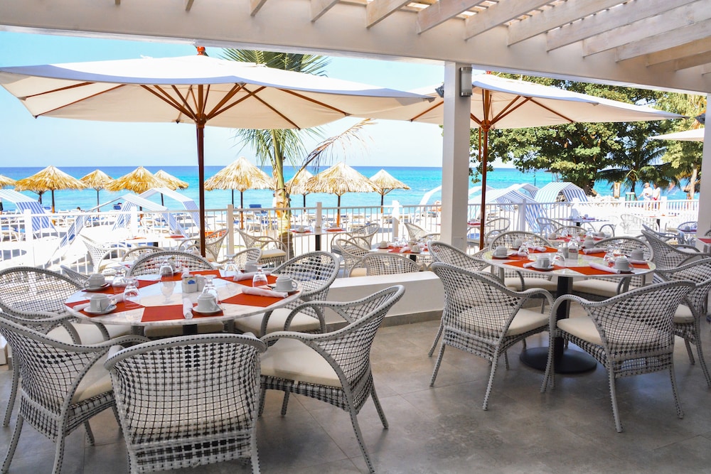 Jamaica Vacations - Grand Decameron Cornwall Beach, A Trademark All-Inclusive Resort - Property Image 64