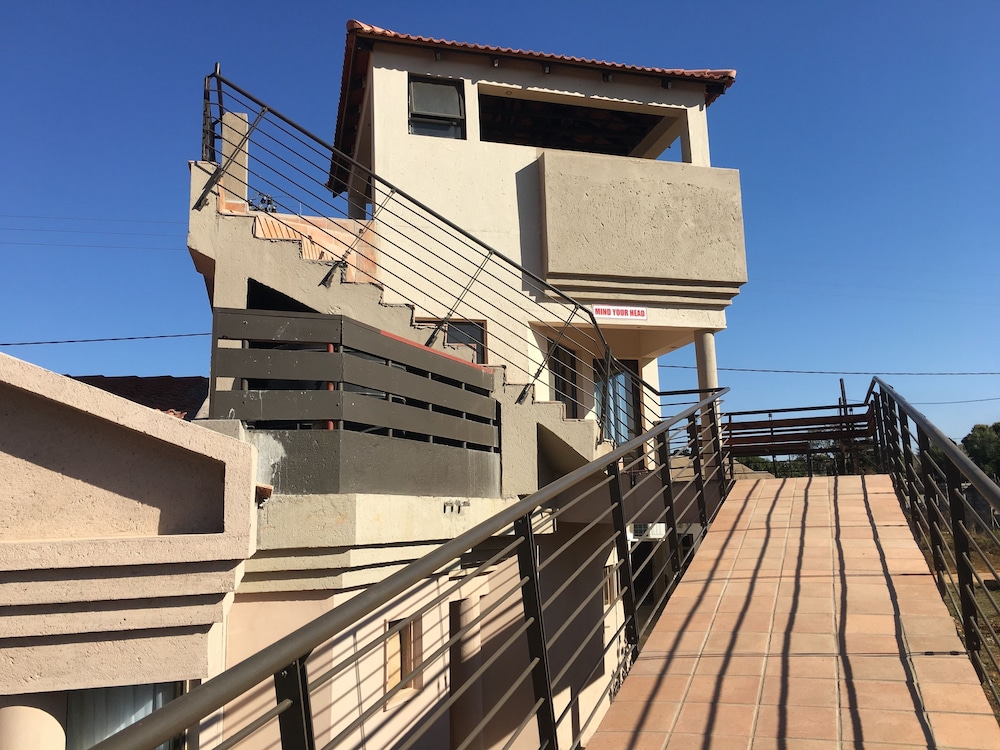 Valley View Lodge