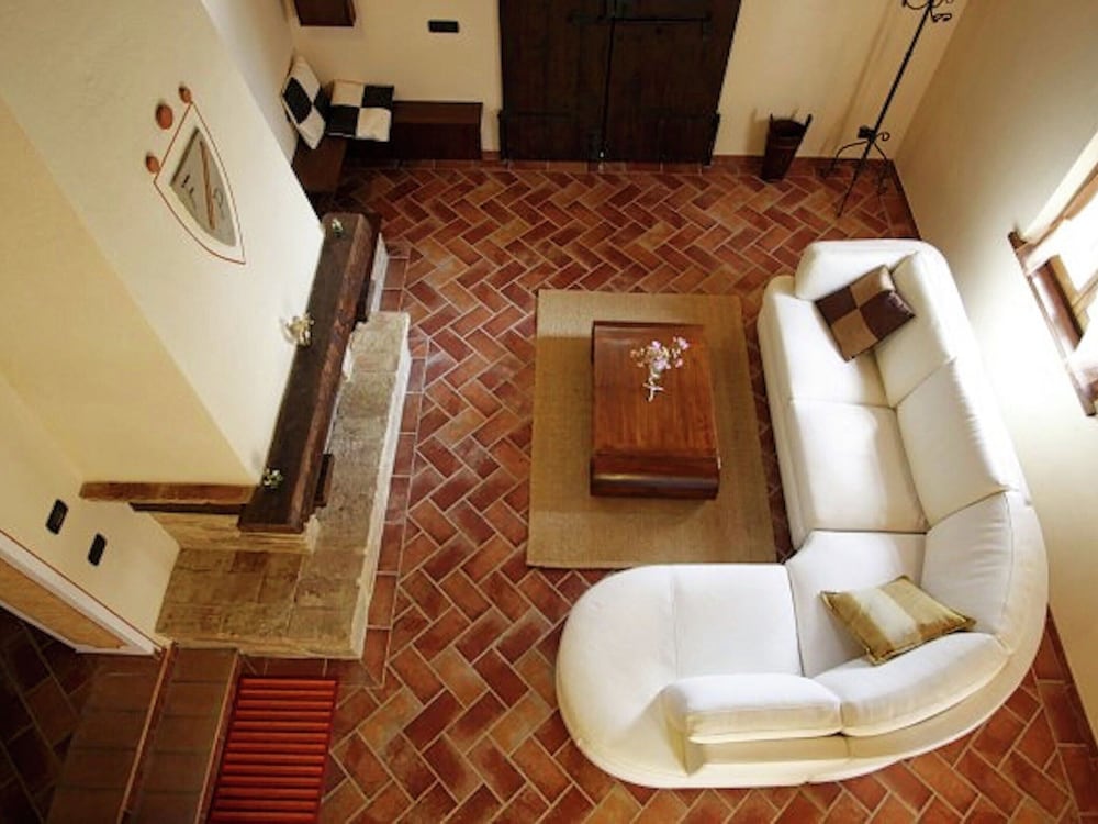 Villa with Private Pool near Cortona in Calm Countryside & Hilly Landscape view 4