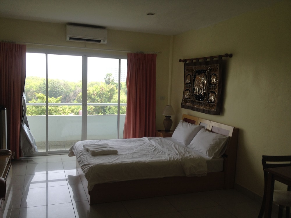 Jomtien Hostel