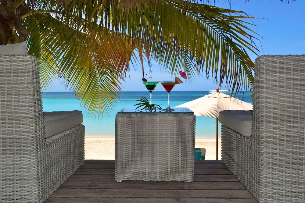 Mayan Princess Beach & Dive Resort - All Inclusive