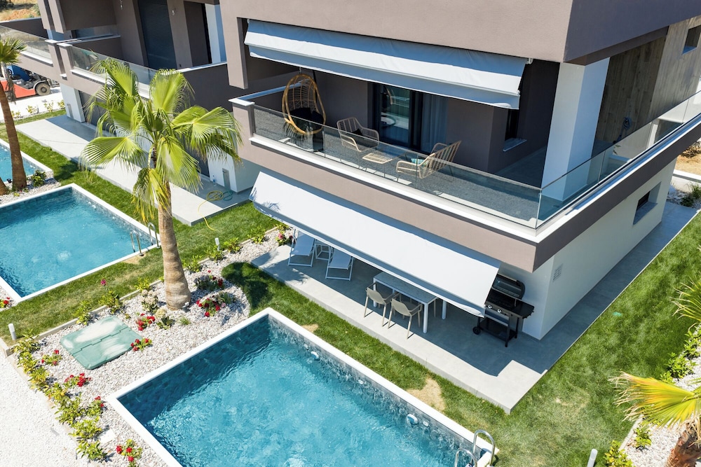 Emerald Island Residential Complex