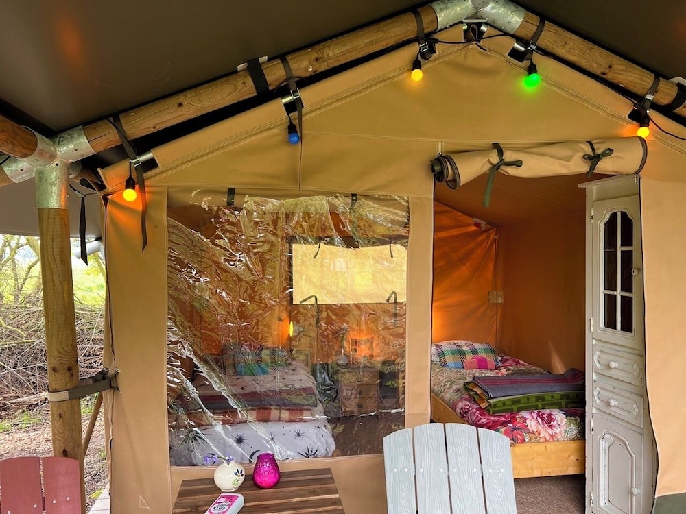 Camping De Helleborus