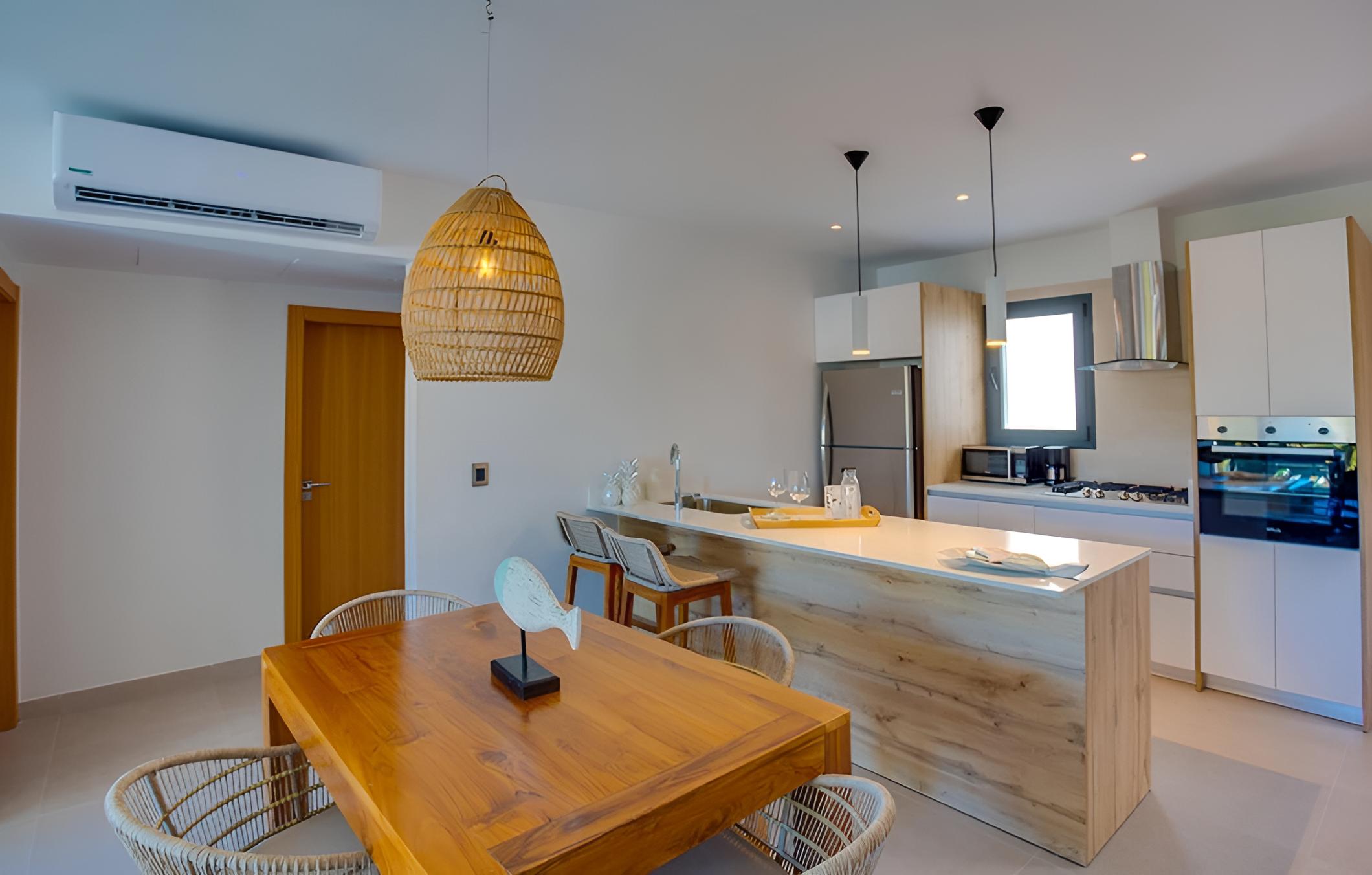 Condo w Private Picuzzi Best Location Los Corales view 3