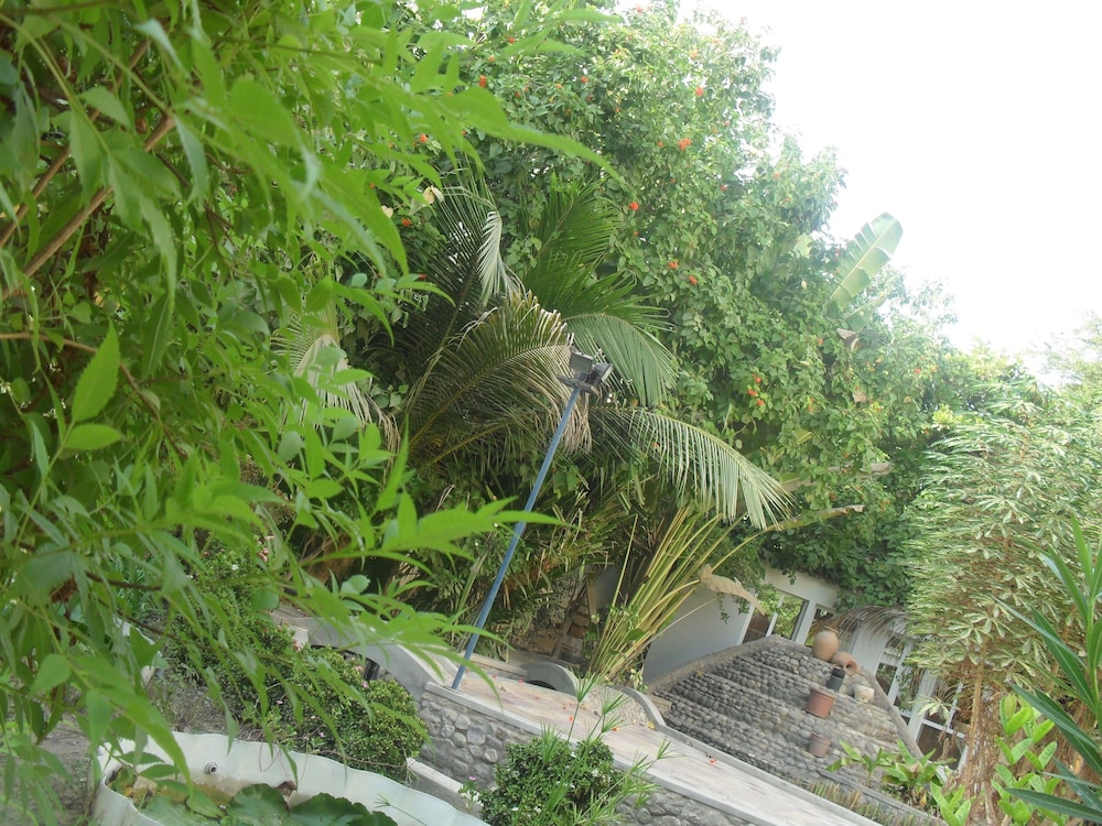 Garden Roomz Oman