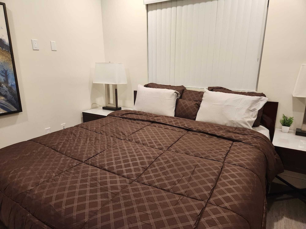 Urban Chic Apart-Hotels in Central LA