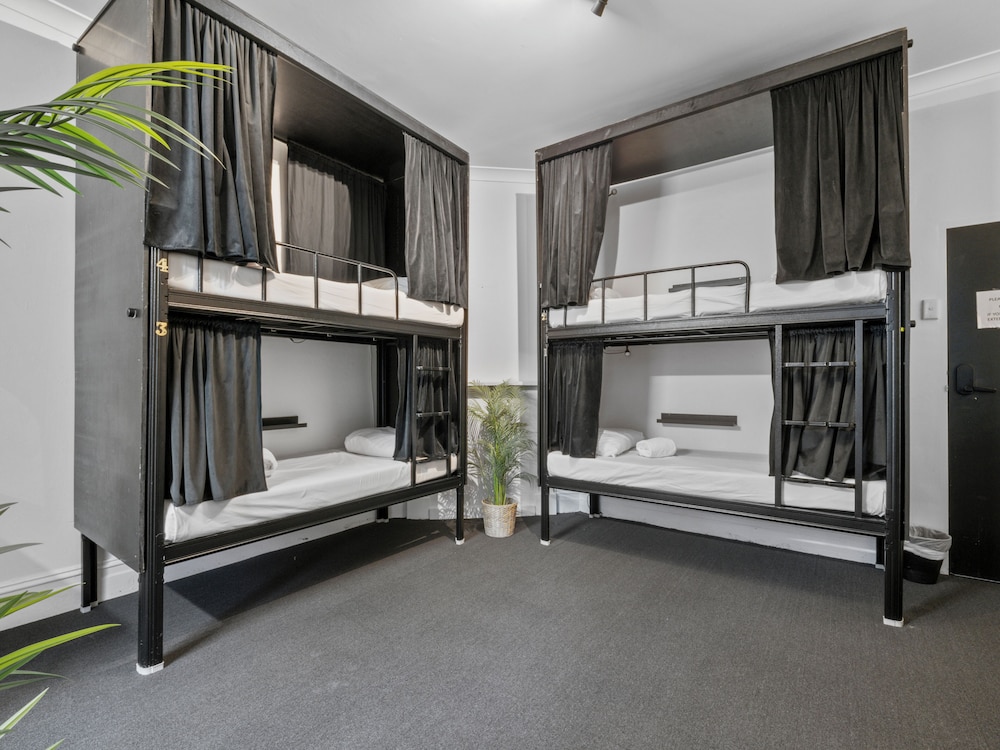 Potts Point Vacations - Azzurro Pod Hotel Potts Point - Property Image 24