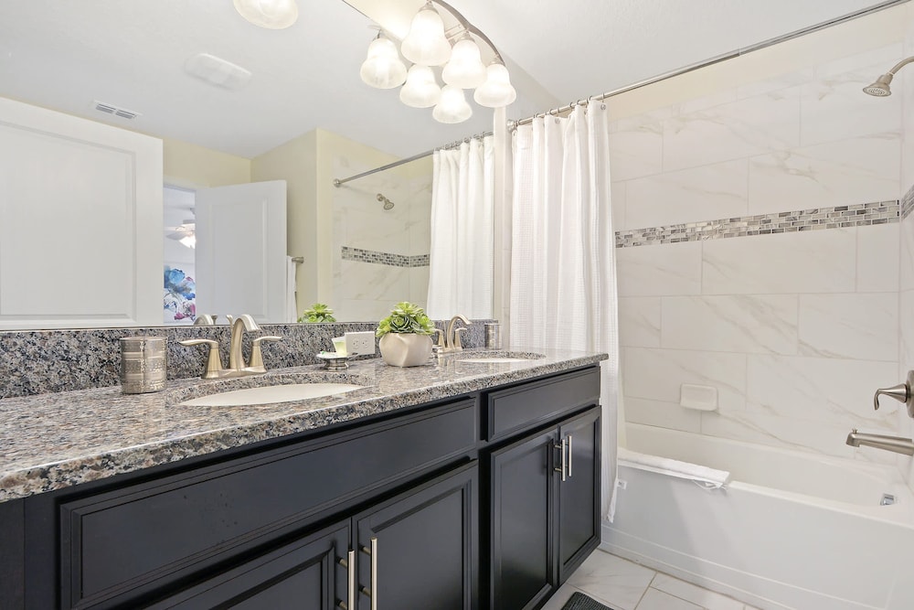 Wonderful 4Bd With Pool at Storey Lake Resort 4819