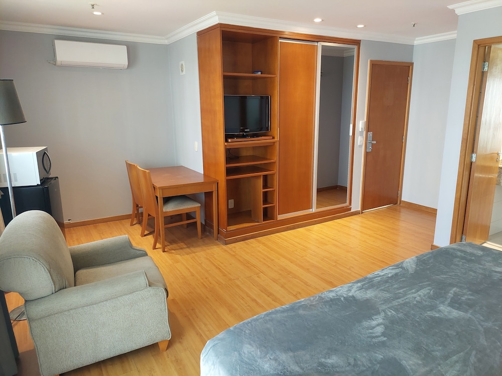 Flat Barra First
