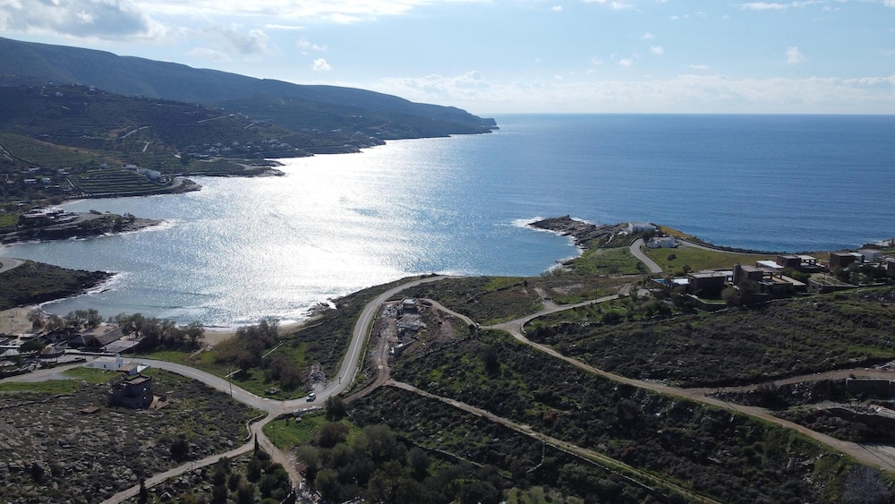 Villa Veneterra-pool-seaview-conciergeservices view 5