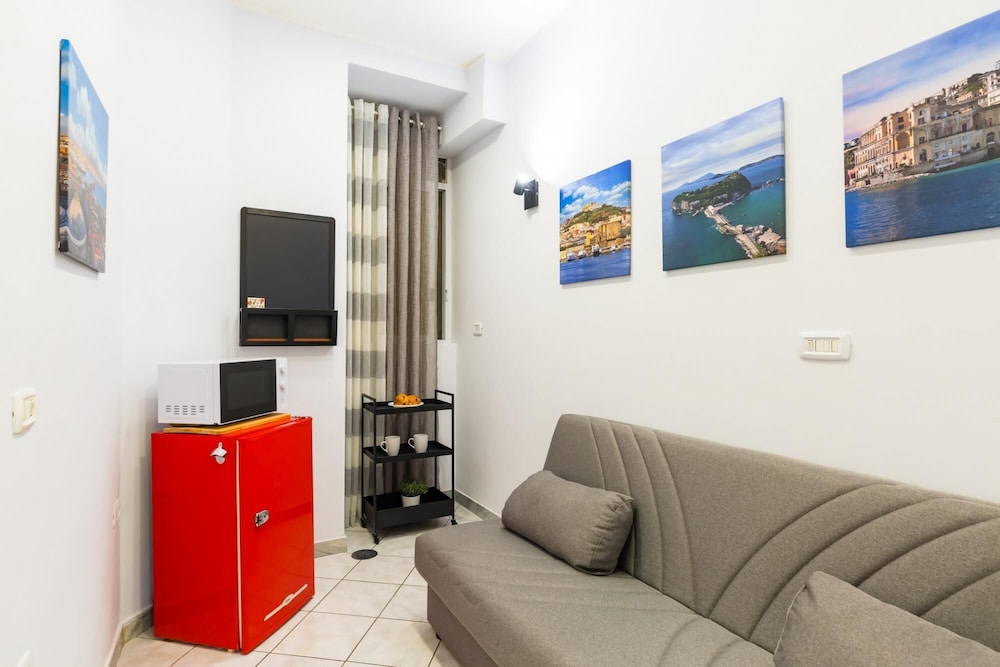 Ventaglieri Ground Floor Studio Apartment by Wonderful Italy