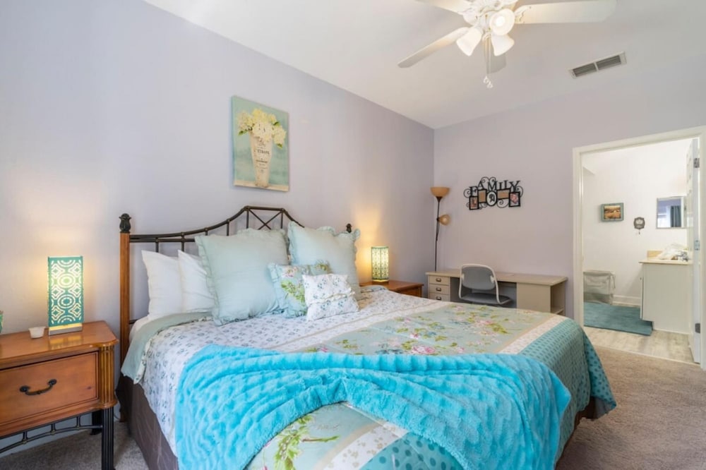 Home Away From Home in Disney 4106
