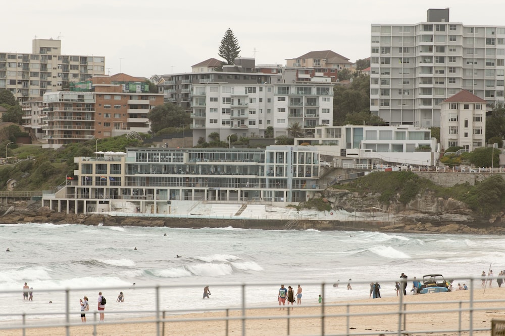 Ocean Front Building On Bondi Beach