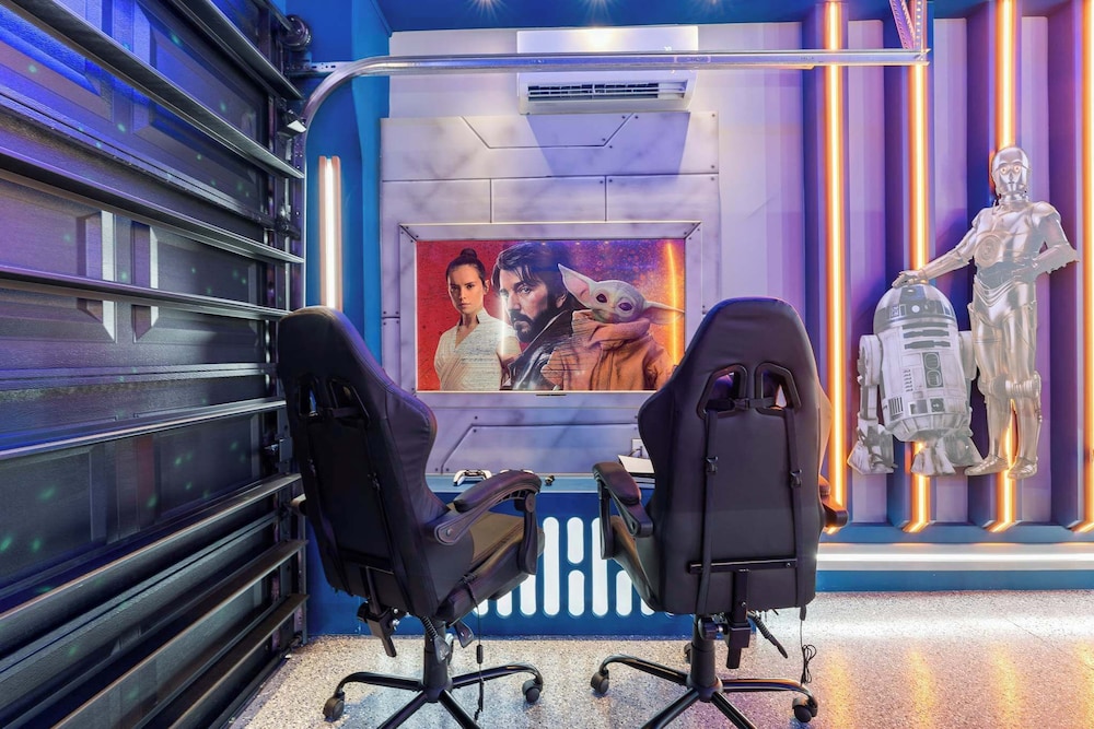 Epic Family Villa Pool Theater Themed Bedrooms