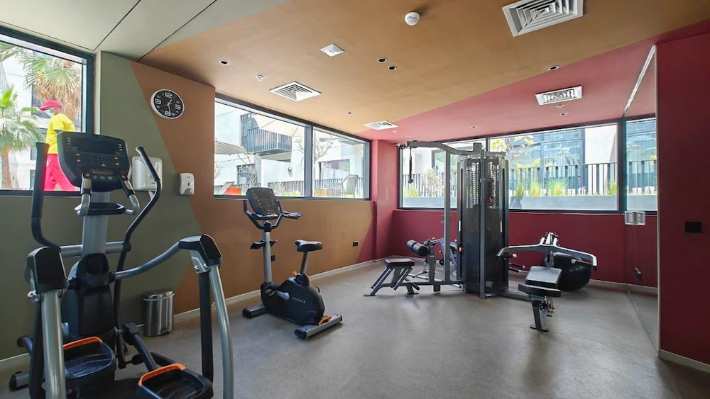 Spacious and Stunning Studio in The Heart of JVC