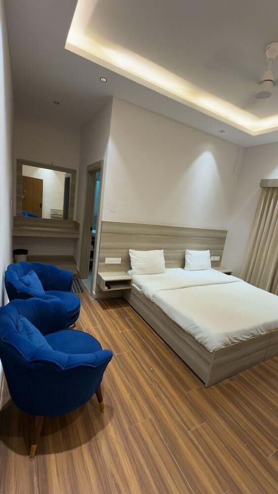 The Aana Hotel Sohna Gurgaon