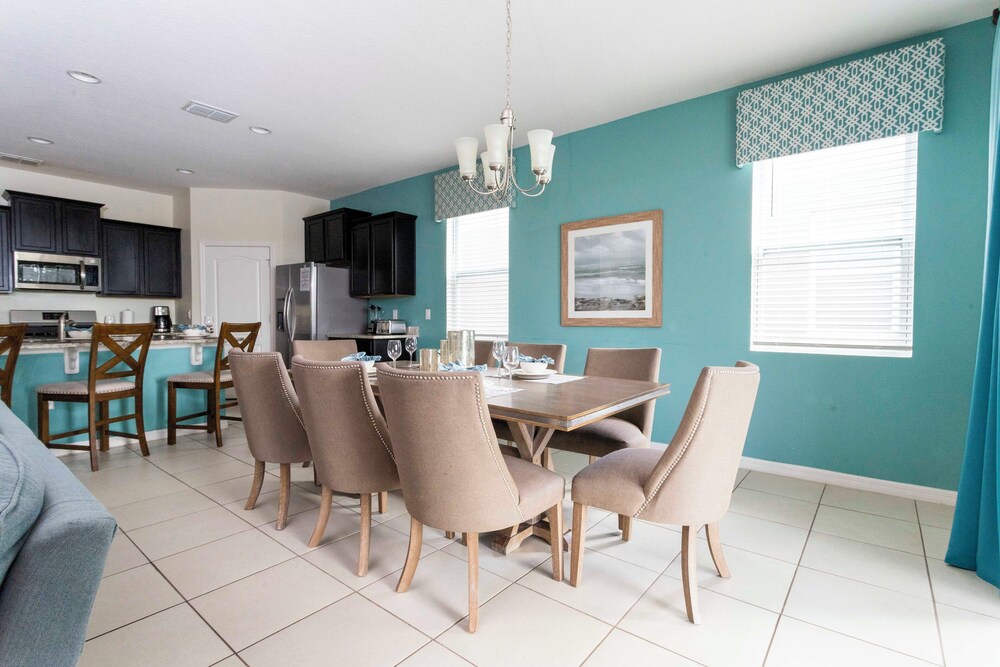 Marvelous 7 Bd w/ Pool Close to Disney @ Solterra 6086