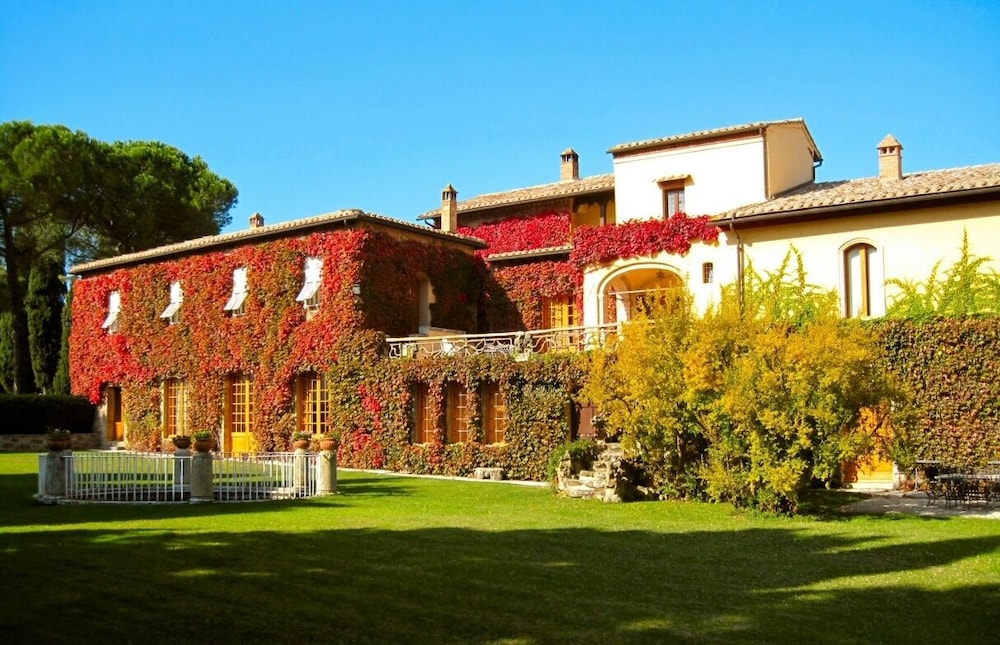 Country House Art and Garden