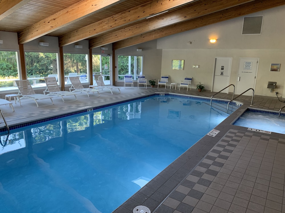 AppleCreek Resort - Hotel & Suites