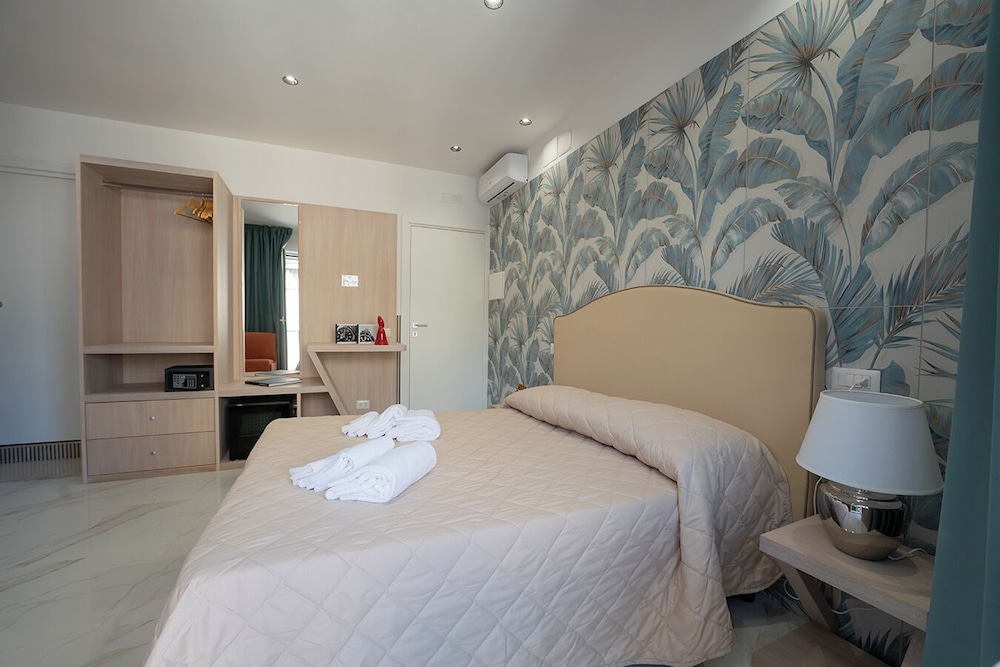 Royal Art House H Duomo by ClaPa Group Dislocated Hospitality