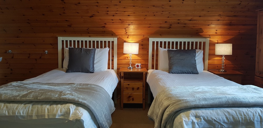 Photo 33